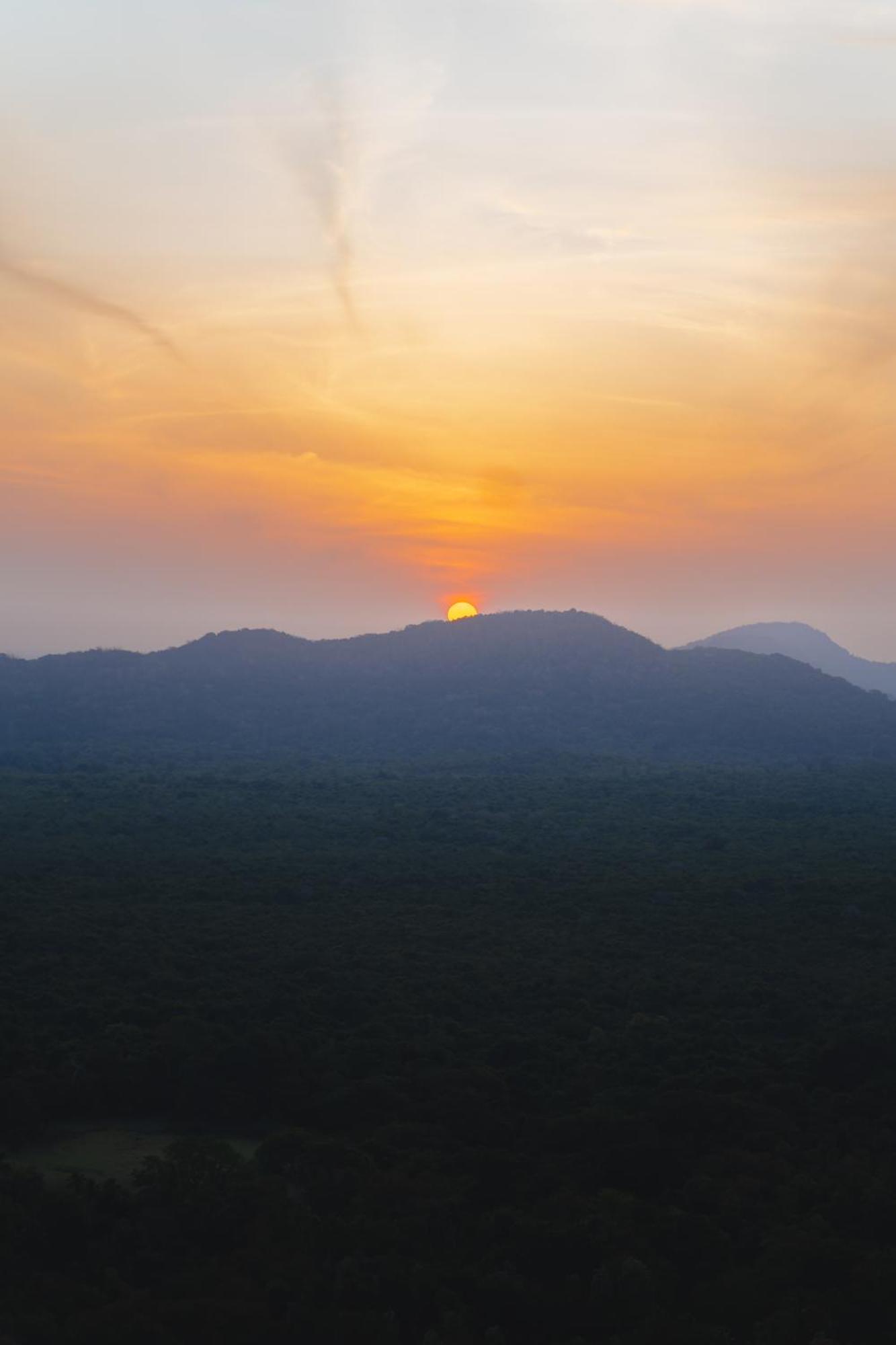 Elephant Trio Sigiriya Exterior photo